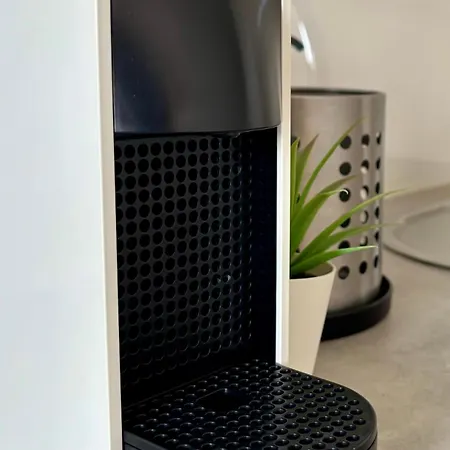 Adarve アパート *